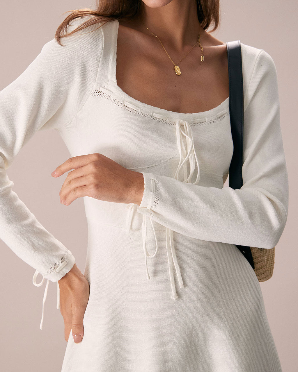 Nerea | Minivestido Blanco de Punto con Escote Cuadrado - Carmen Teruel