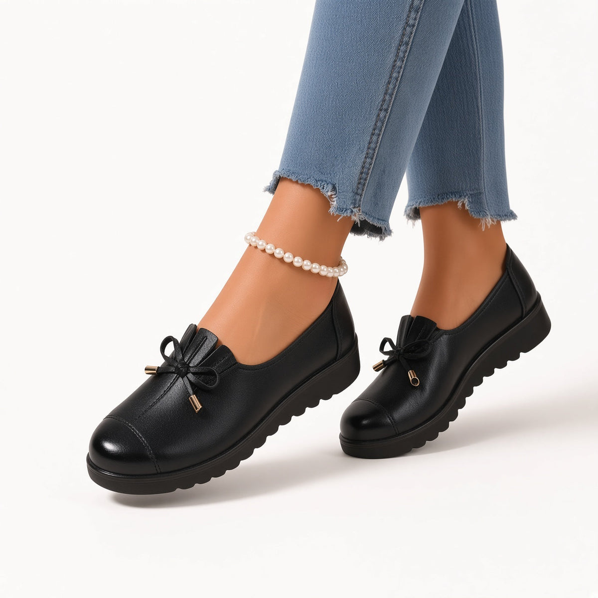 Anamartinezmadrid Estefanía | Mocasines Suaves con Lazo y Puntas Doradas – photo 3