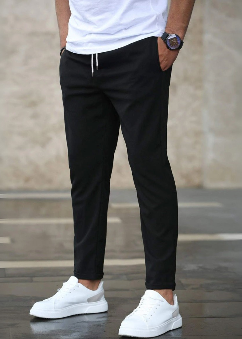 Marina Roca ENRICO | Pantalón estrecho de hombre – Negro – photo 5
