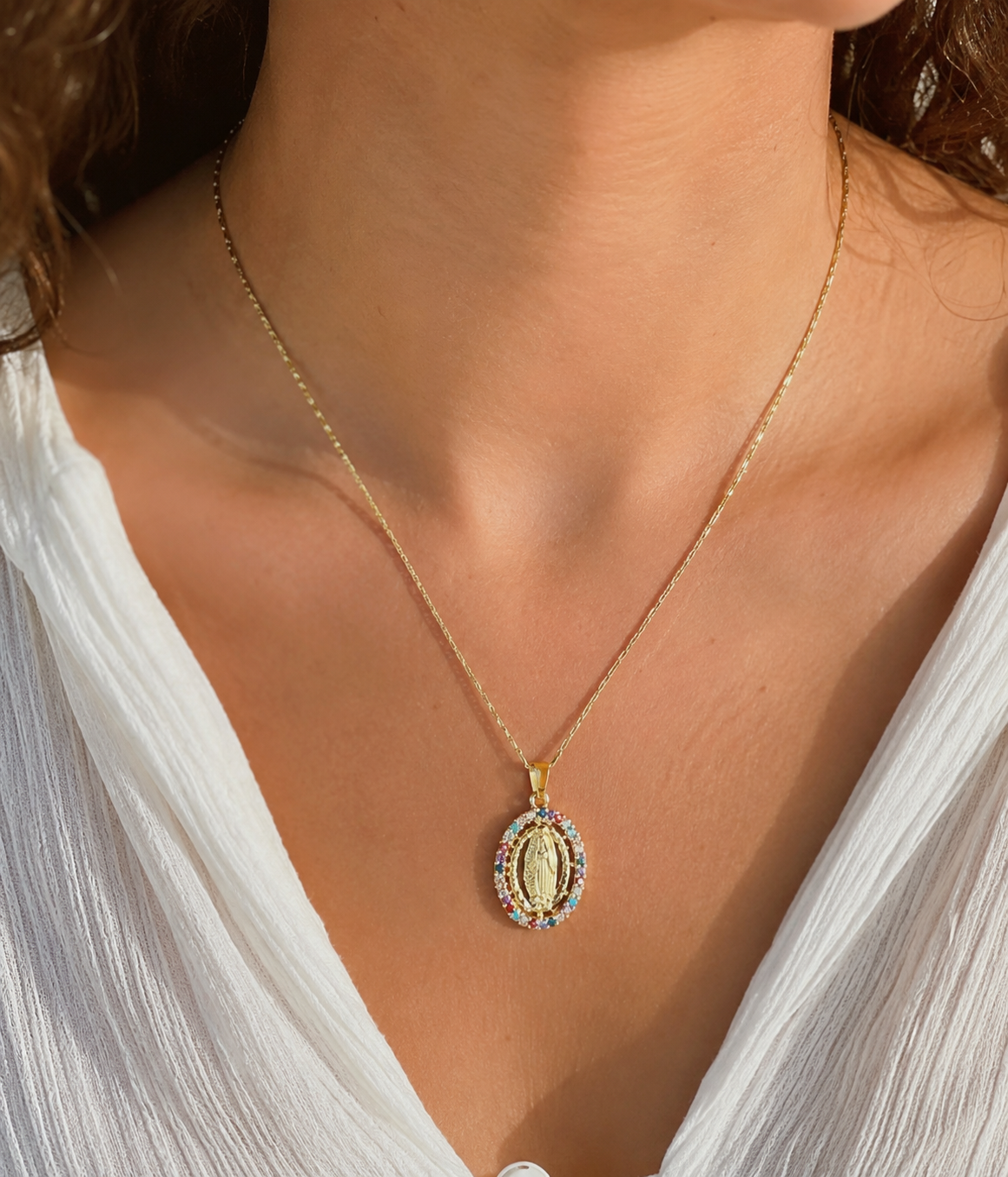 Marina Roca Collar de la Virgen chapado en oro