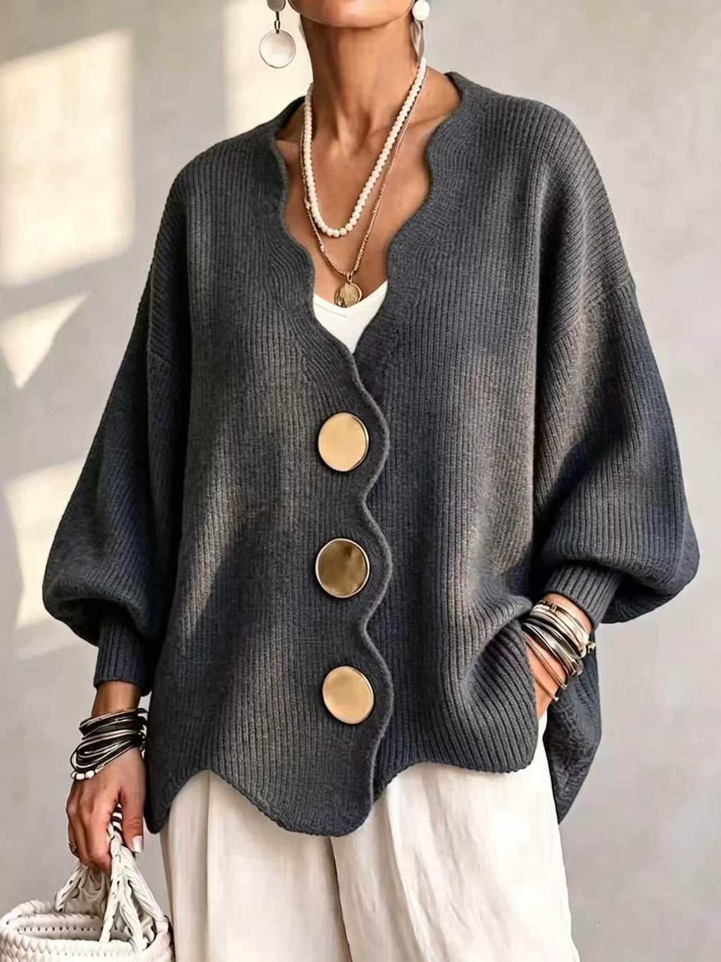 Anamartinezmadrid Mercedes | Cárdigan de Punto con Botones y Cuello en Pico – Gris