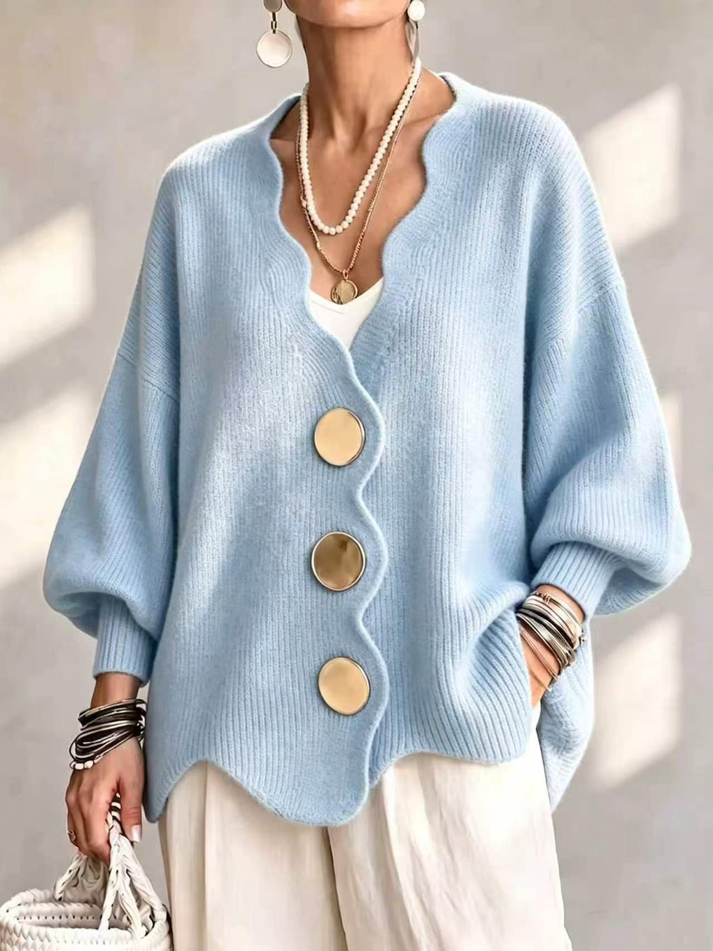 Anamartinezmadrid Mercedes | Cárdigan de Punto con Botones y Cuello en Pico – Azul Cielo – photo 11