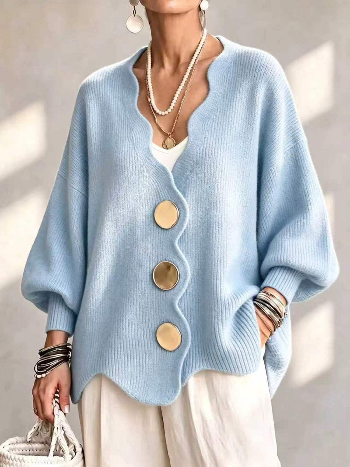 Anamartinezmadrid Mercedes | Cárdigan de Punto con Botones y Cuello en Pico – Azul Cielo – photo 11