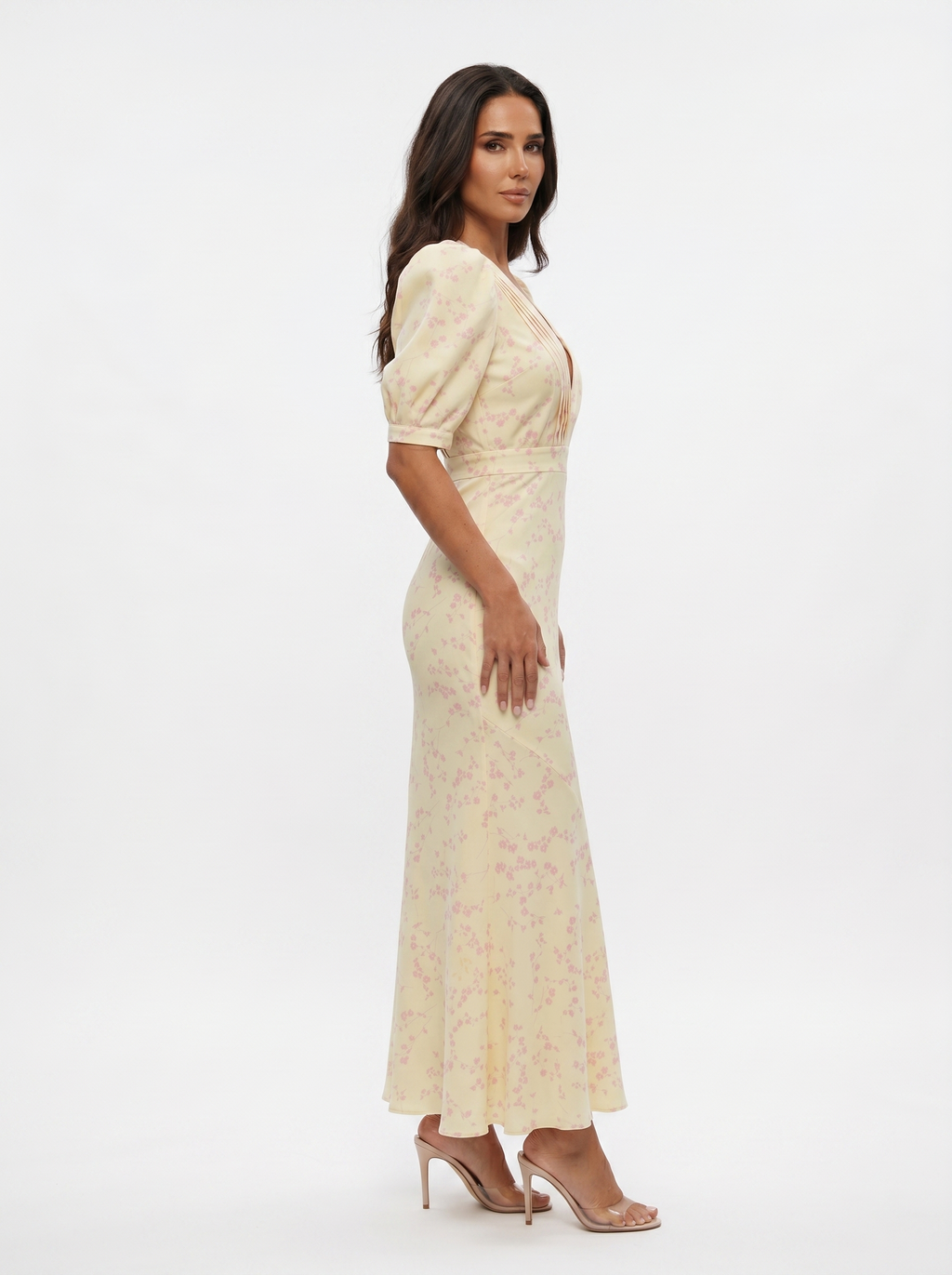 Marina Roca Amaia | Vestido con diseño floral y cuello en V – photo 8