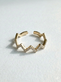 Marina Roca Anillo zigzag con piedras preciosas Martina – Dorado