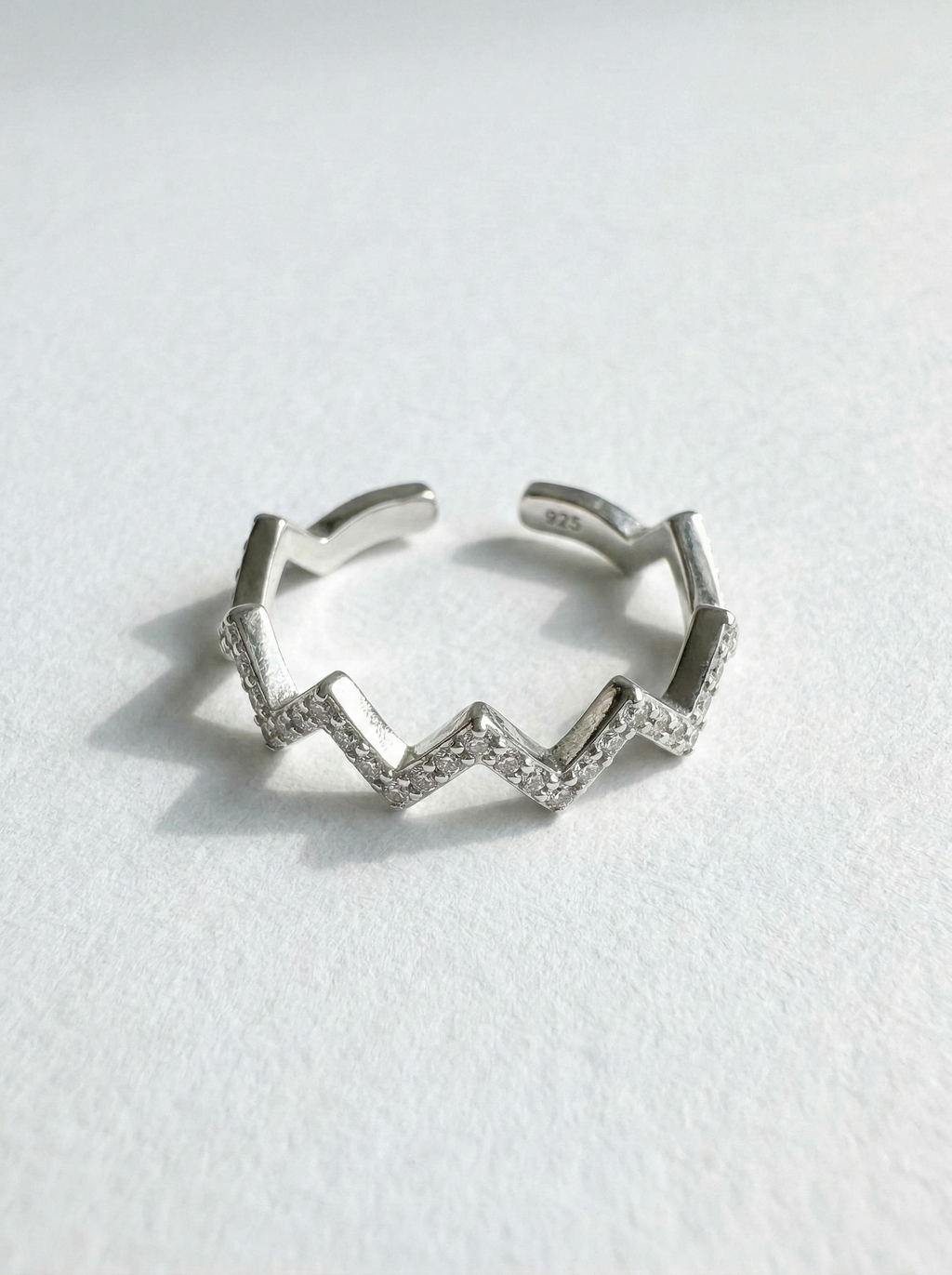 Marina Roca Anillo zigzag con piedras preciosas Martina – Plateado – photo 2