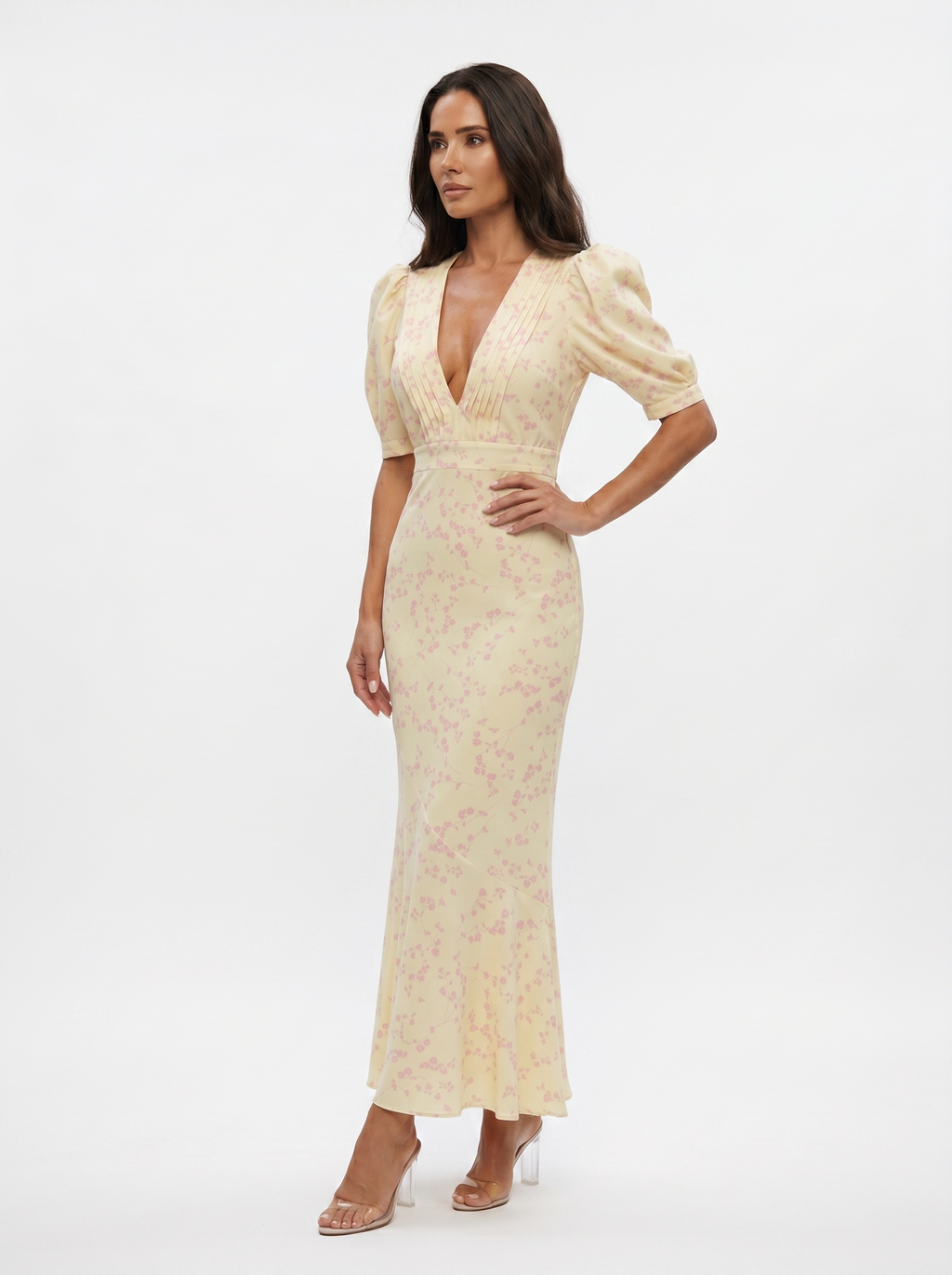 Marina Roca Amaia | Vestido con diseño floral y cuello en V – photo 9