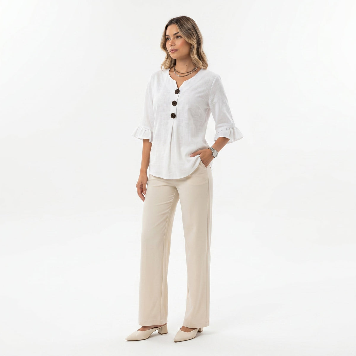 Marina Roca Blusa Inés de algodón-lino lisa con botones de madera y volantes