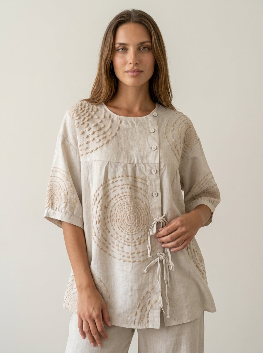Olivia Sur Macarena - Blusa Casual con Bordados Geométricos