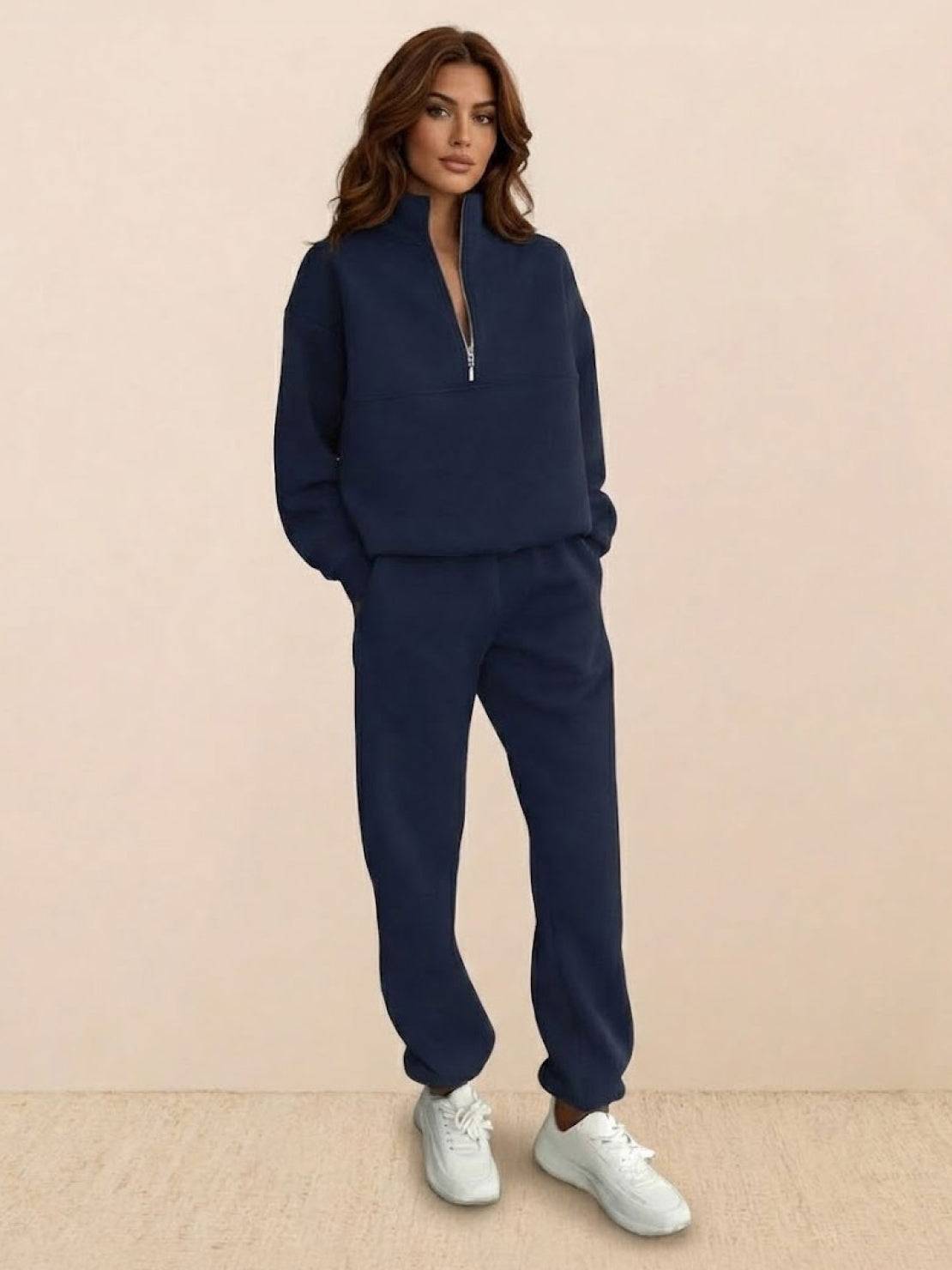Anamartinezmadrid Patricia | Conjunto de Chaqueta con Cremallera y Pantalón Recto – Azul Marino
