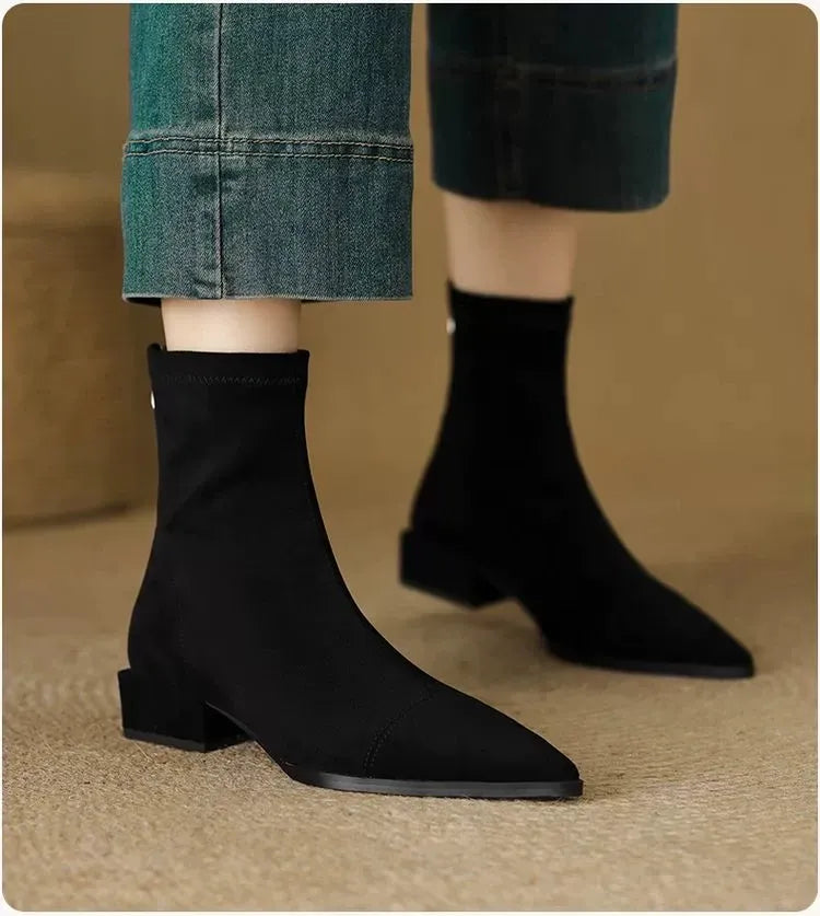 Anamartinezmadrid Delfina - Botines de Ante con Punta Fina y Tacón Bajo – photo 8