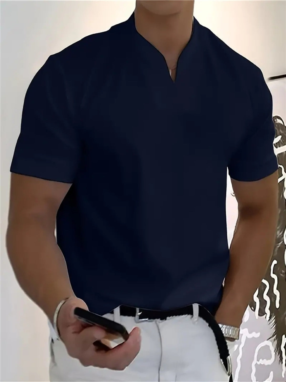 Marina Roca Gonzalo - Camiseta con cuello en V transpirable y corte clásico – Azul marino – photo 3