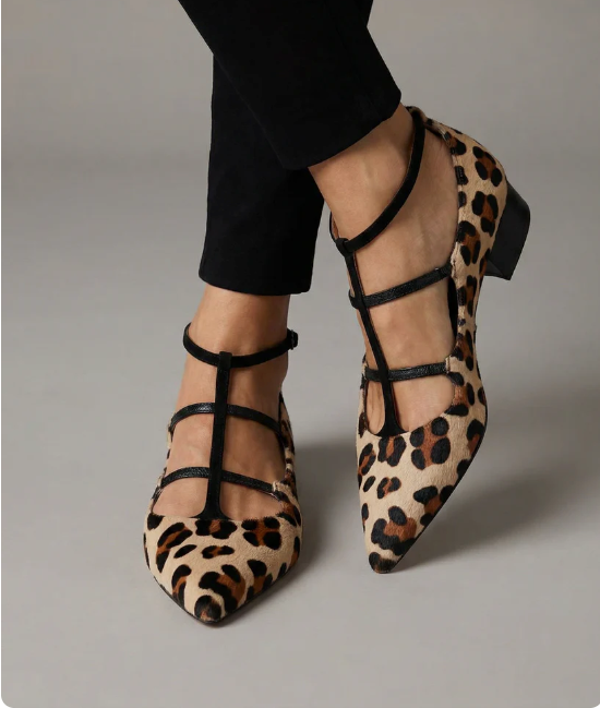 Anamartinezmadrid Francisca | Zapatos con Tacón y Correa de Leopardo – photo 2
