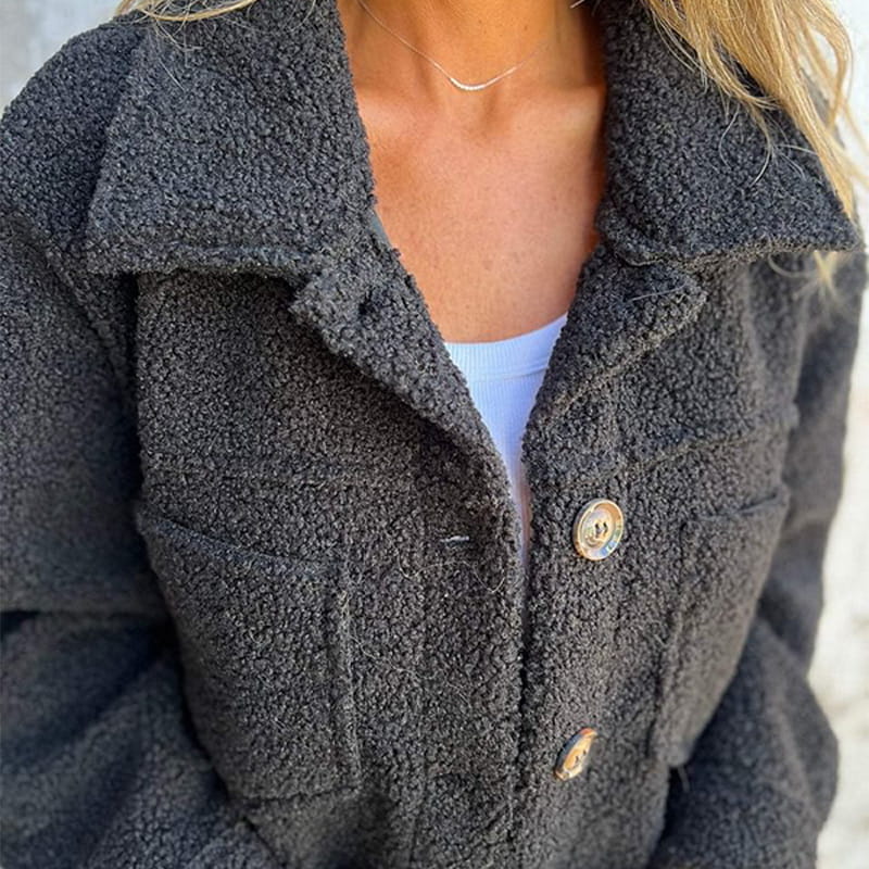 Anamartinezmadrid Hilda | Chaqueta de Borreguito con Cuello Amplio y Bolsillos – photo 2