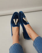 Anamartinezmadrid Arantxa | Mocasines de Terciopelo Azul con Borlas Doradas