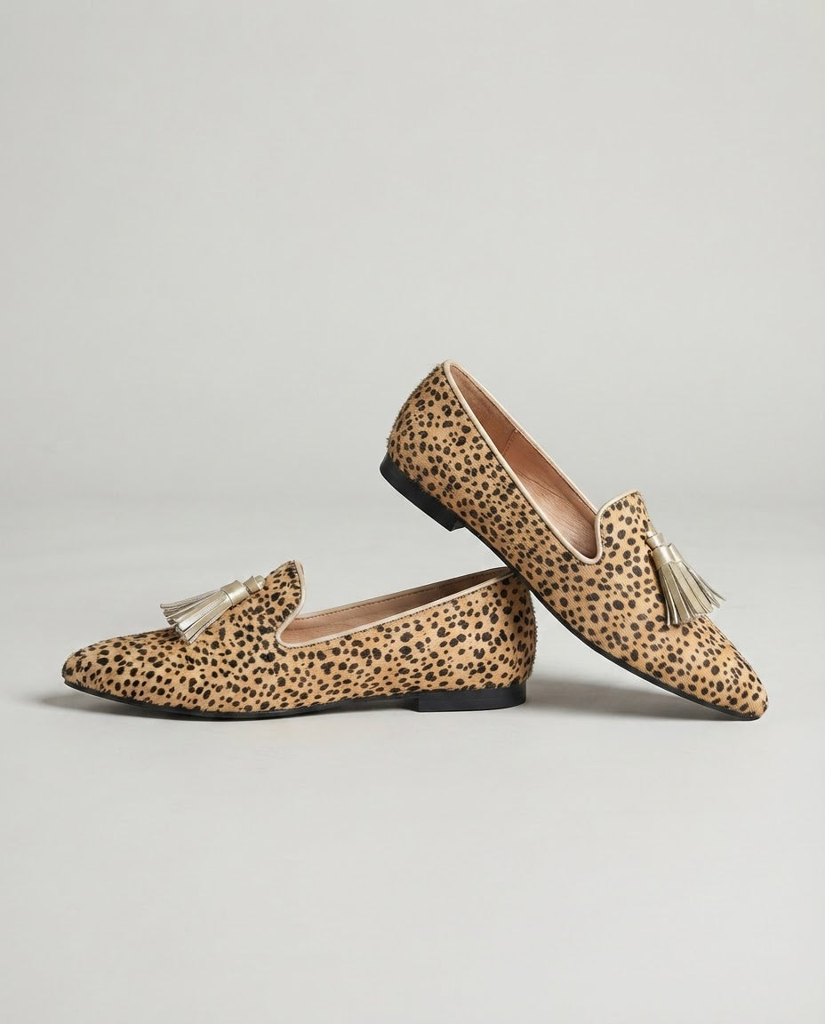 Anamartinezmadrid Vanesa | Mocasines de Punta Fina con Estampado de Guepardo y Borlas Doradas – photo 2