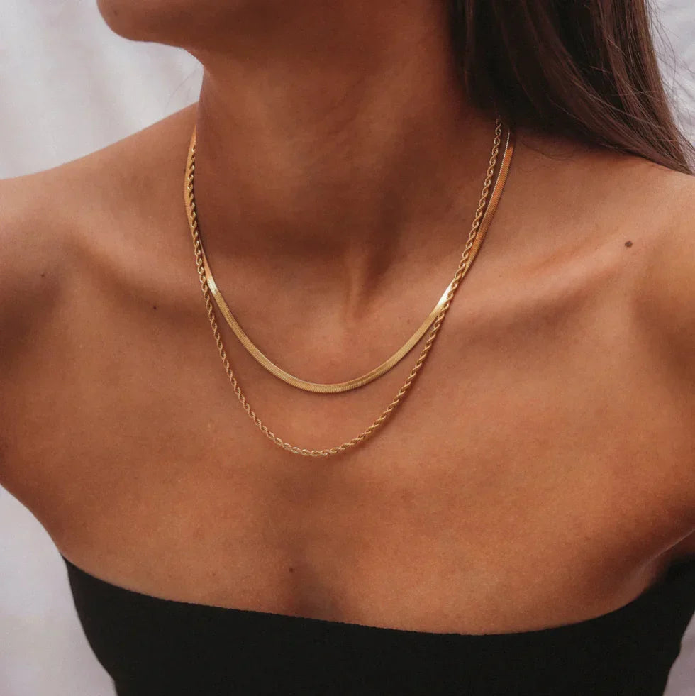 Marina Roca Malena | Dúo de collares bañados en oro de 18 quilates – photo 2