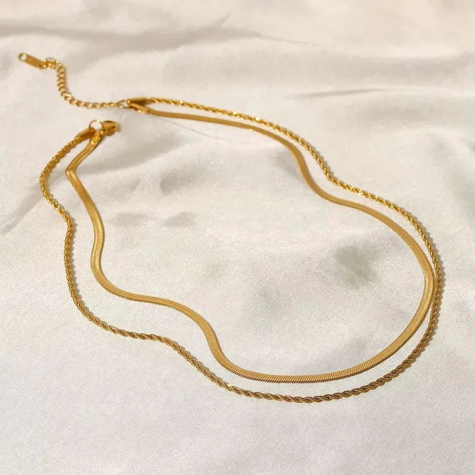 Marina Roca Malena | Dúo de collares bañados en oro de 18 quilates – photo 4