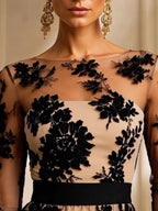 Anamartinezmadrid Amelia | Vestido Midi de Encaje Floral con Escote Barco – photo 4
