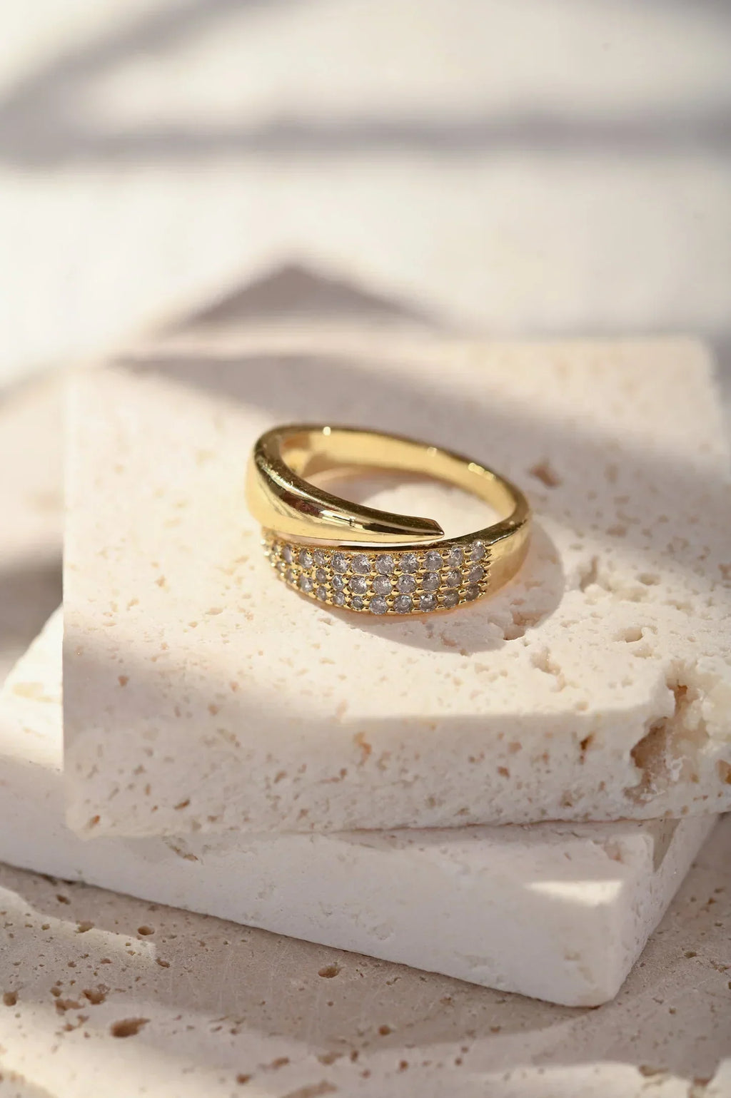 Marina Roca Anillo elegante con piedras preciosas Lucrecia – Oro – photo 8